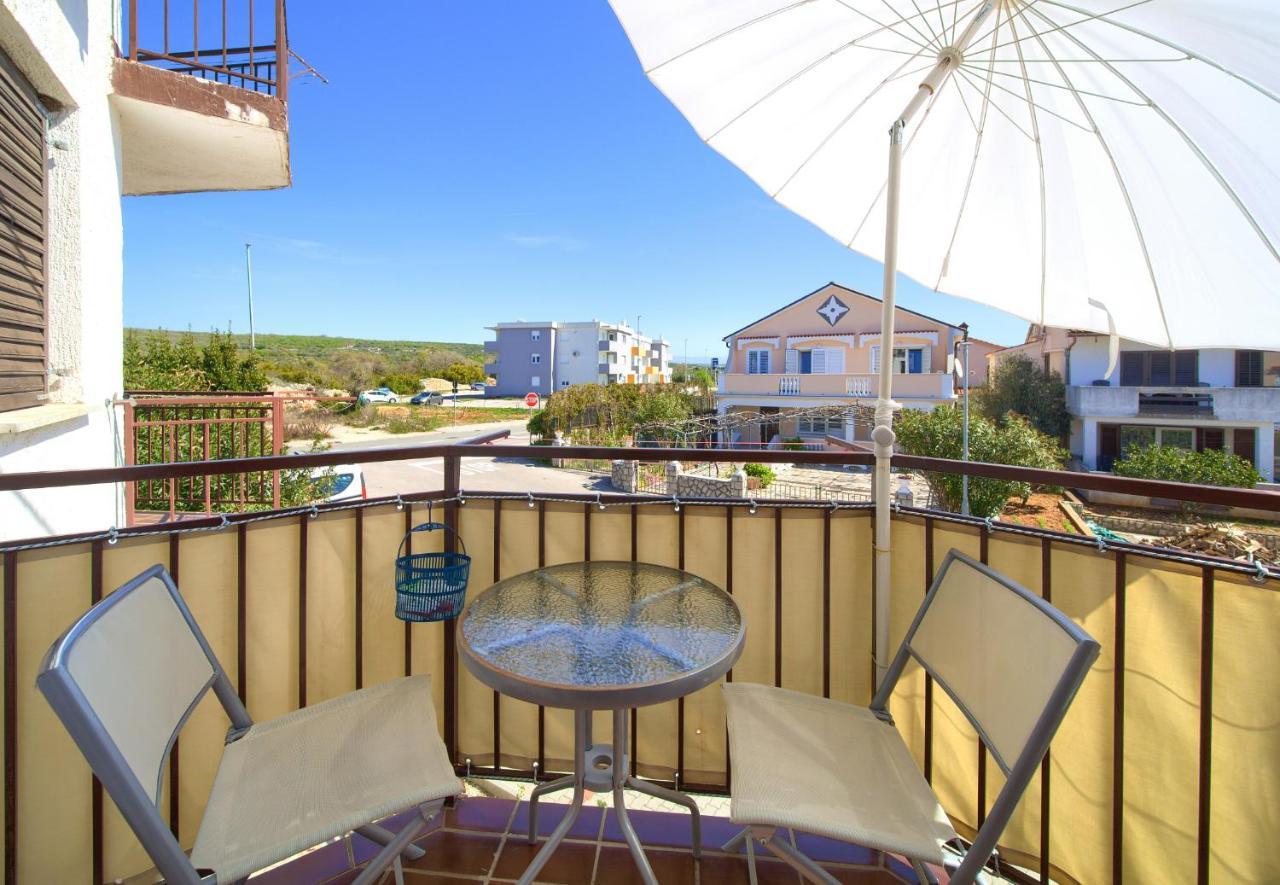 Studio Apartment Vesna Krk Town Zewnętrze zdjęcie