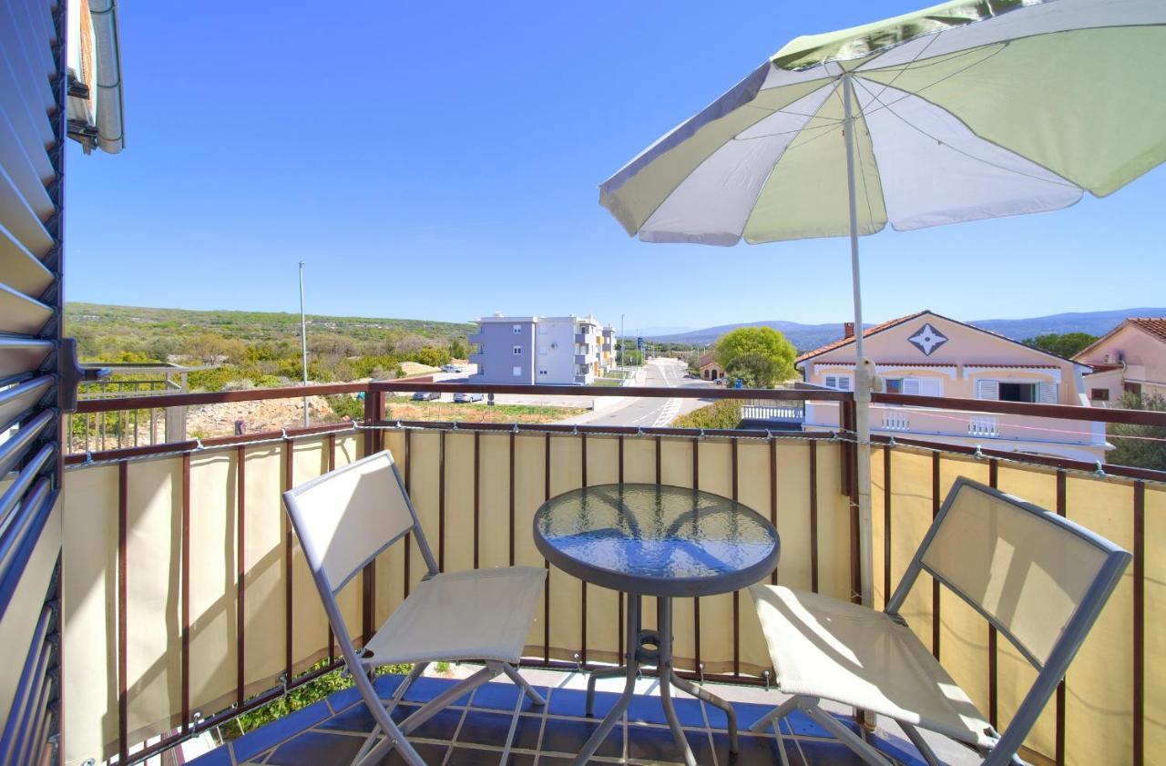 Studio Apartment Vesna Krk Town Zewnętrze zdjęcie